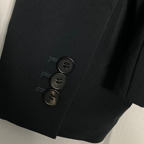 NWOT ESCADA SPORT Blazer 38/M Black 2 Buttons 2 Flap Pockets Long Sleeve Lined - Picture 3 of 11